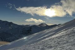 404434392_902727511577516_4801438191386276400_n